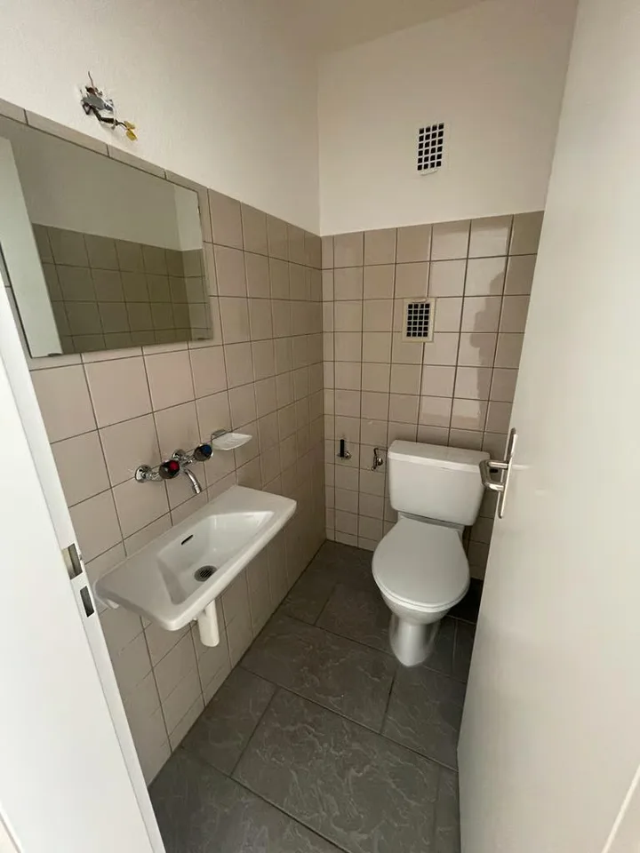 Grosszügige 5.5-Zimmerwohnung in Ipsach / Spacieux appartement de 5,5 pièces à Ipsach – Foto 5 von 12