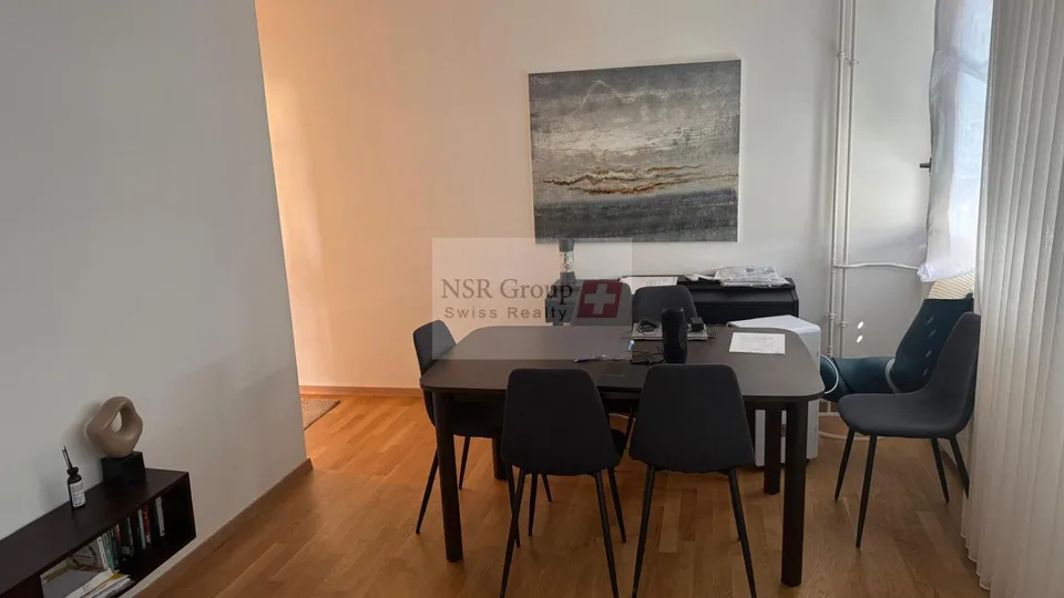 Elegantes 5-Zimmer-Apartment in der begehrten Gegend von Carouge renoviert