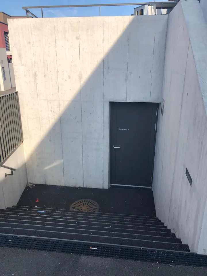 Ausgebauter Bastelraum zu vermieten