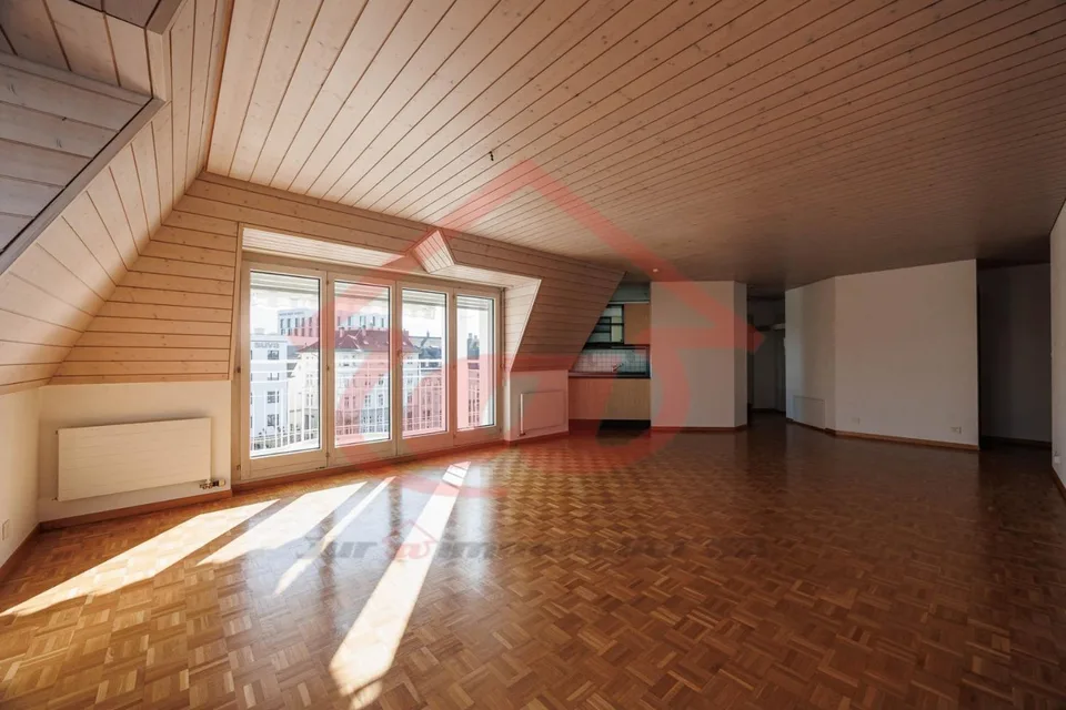 4.5 Room Apartment