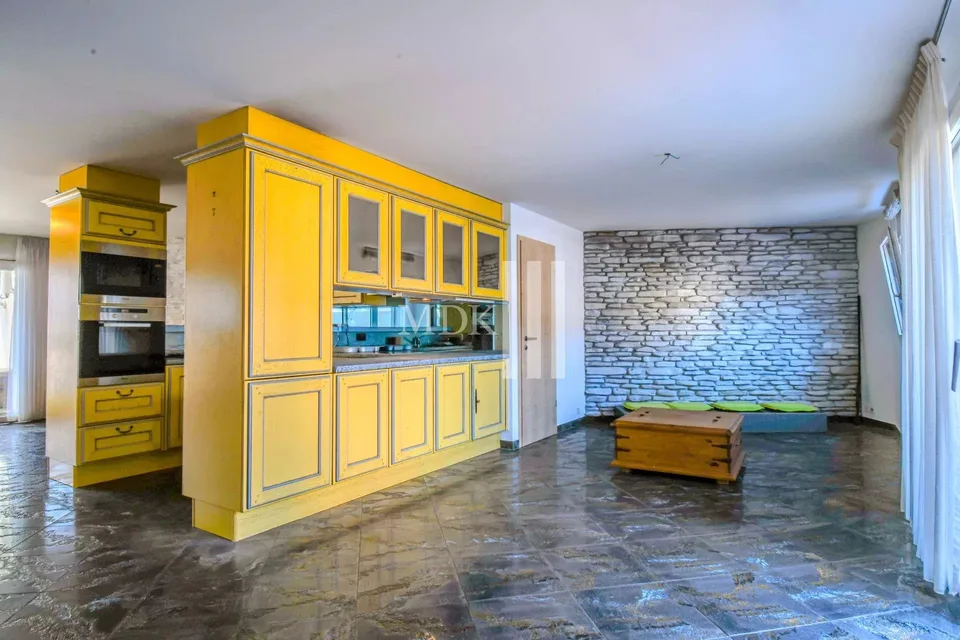 4,5-Zimmer-Duplexwohnung in La Marina