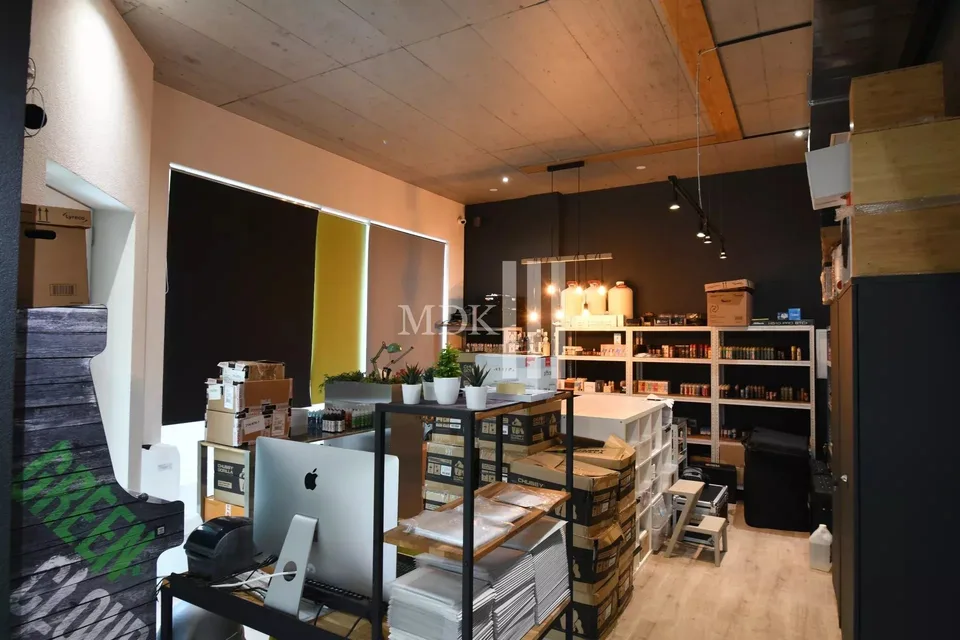 Geräumiger Geschäftsraum im Stadtzentrum – Foto 6 von 6