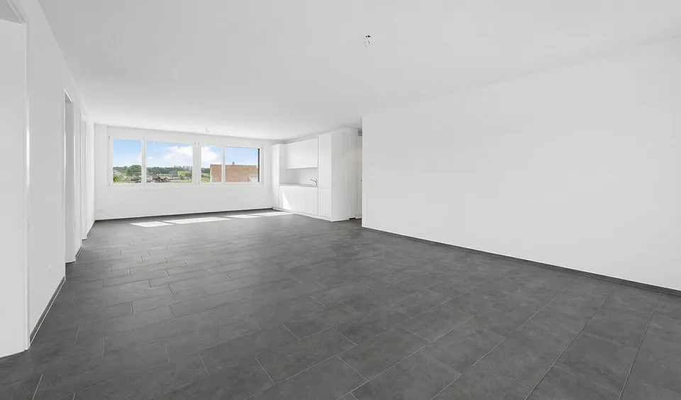 Moderne Praxis im Erstbezug mit Terrasse & Pilatusblick