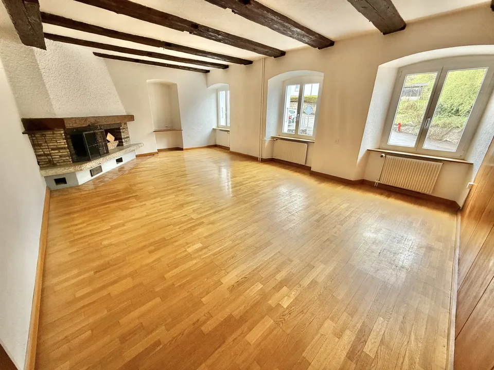 Appartamento di 4 stanze in affitto a Courfaivre