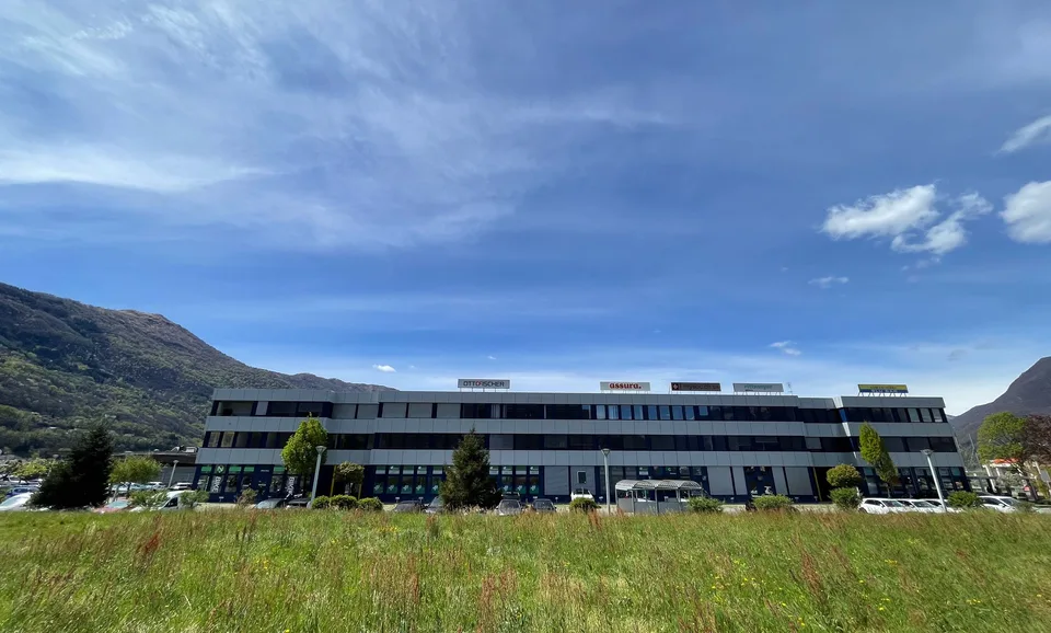 Superficie spaziosa di 100 m² ad uso ufficio