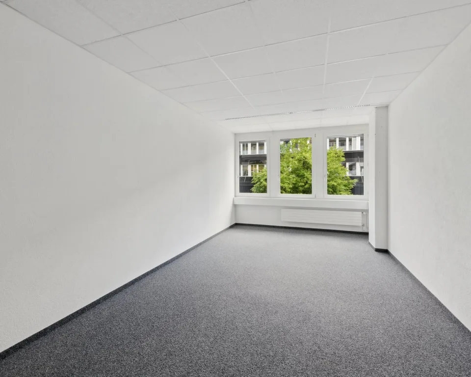 Flexibles Teamoffice für bis zu 5 Personen – sofort verfügbar