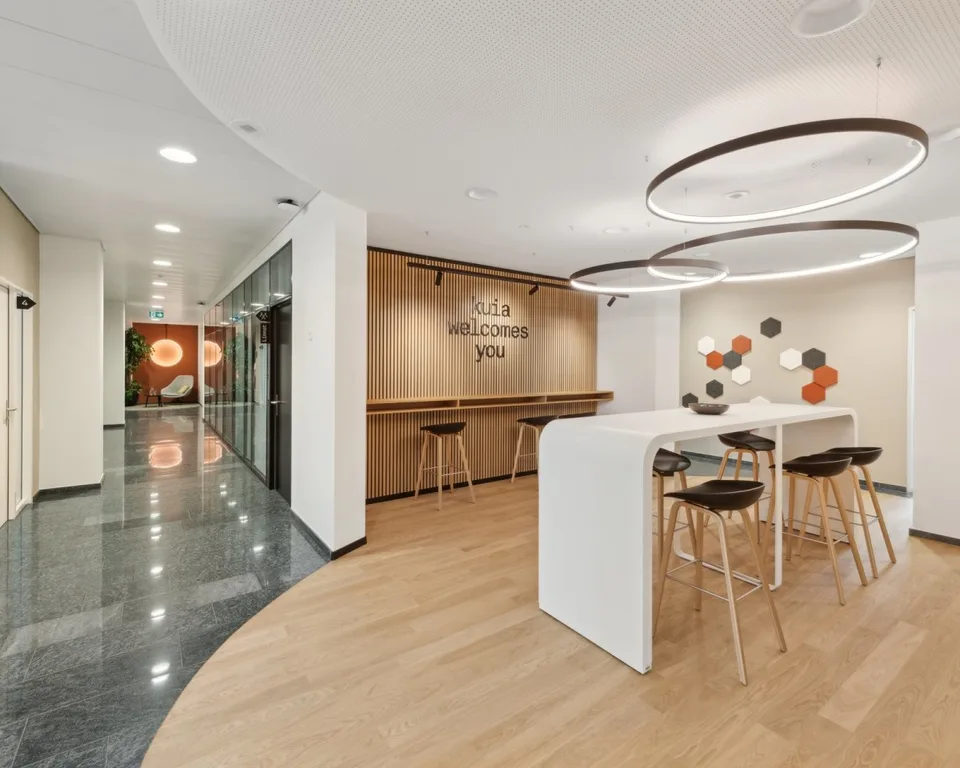 Flexibles Teamoffice für bis zu 5 Personen – sofort verfügbar