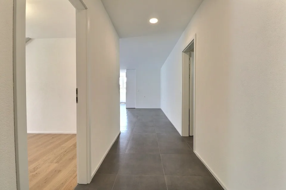 Wunderschöne 3.5 Zimmerwohnung komplett renoviert im Stadtzentrum
