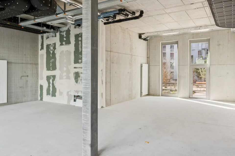 Espace commercial près de Lucerne avec salle de bain développée et kitchenette