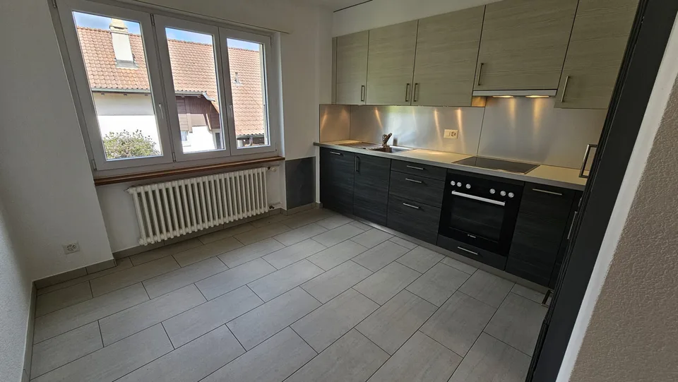 In Corban, 4,5-Zimmer-Wohnung mit 87 m² zu vermieten