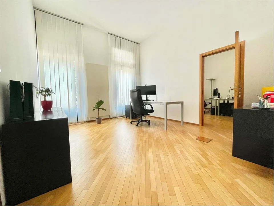 Büros innerhalb eines Business Centers im Zentrum von Lugano