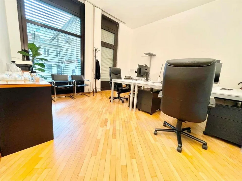 Büros innerhalb eines Business Centers im Zentrum von Lugano