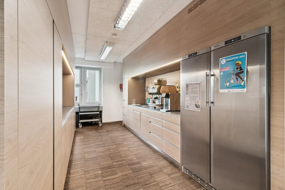 In 3 Min am Bahnhof Stadelhofen  Ihr Büro im Seefeld