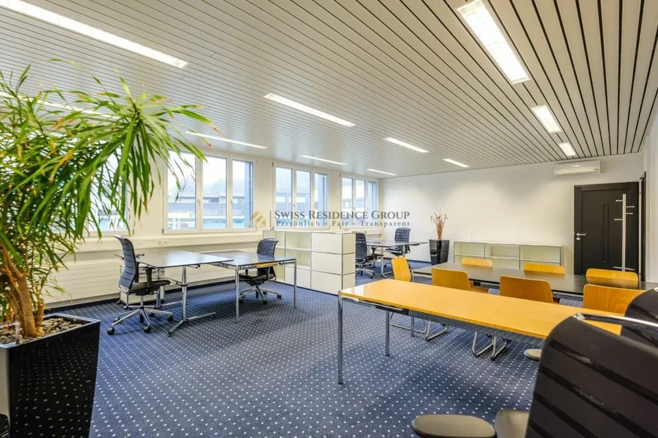 Moderne Büro- und Schulungsflächen an Toplage in Würenlos - flexibel, repräsentativ und einzeln oder zusammen nutzbar