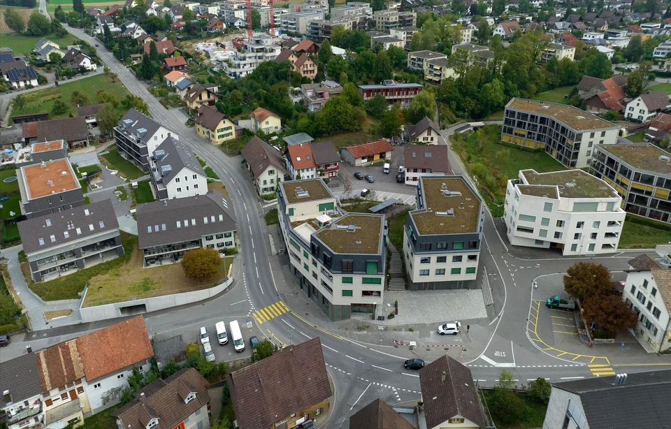 Spazio di stoccaggio come rivista con bagno in una posizione centrale a Stetten in affitto!
