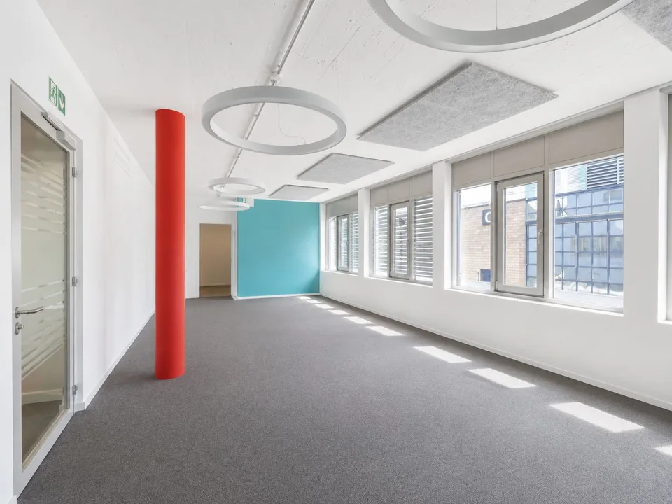 "Repräsentative Bürofläche - mit Teeküche!"