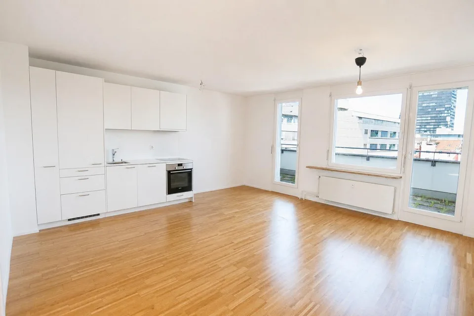 Moderne 3-Zimmer-Dachwohnung mit zwei Dachterrassen an zentraler La...