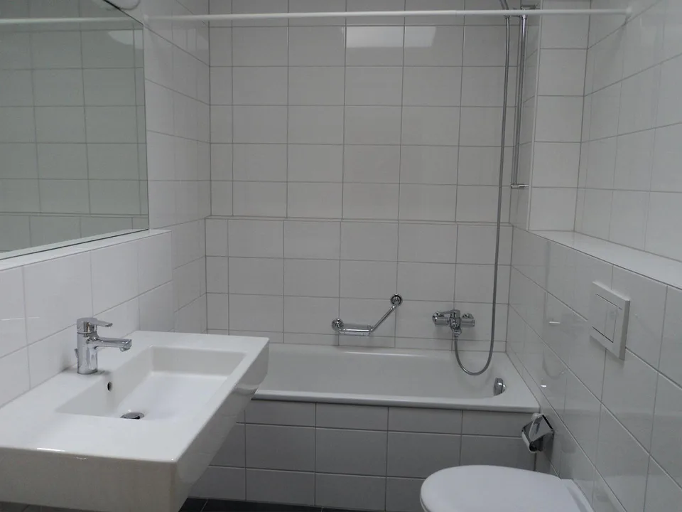 Vivre dans le vert à Binningen - Appartement en duplex de 4,5 pièces avec caractère de maison – photo 10 sur 13