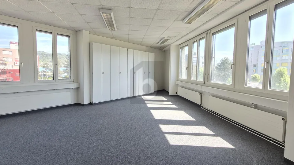 NÄHE BAHNHOF - IDEAL FÜR COACHINGS