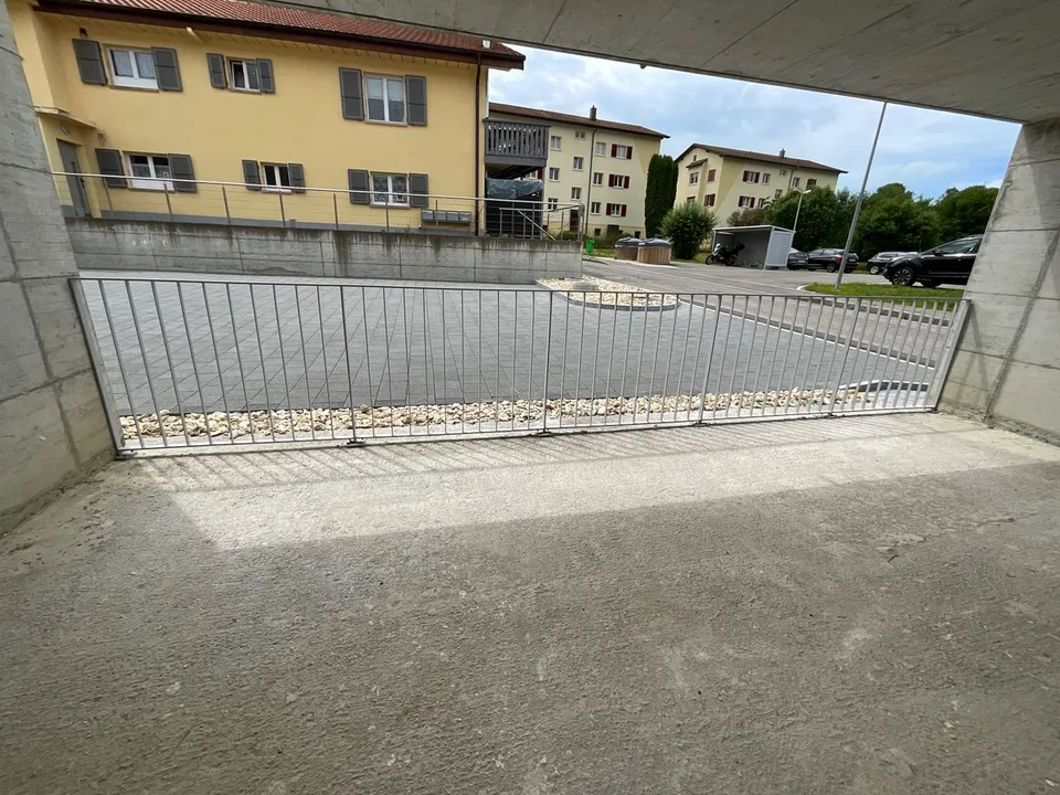 Appartamento ristrutturato di 3 locali con terrazza privata