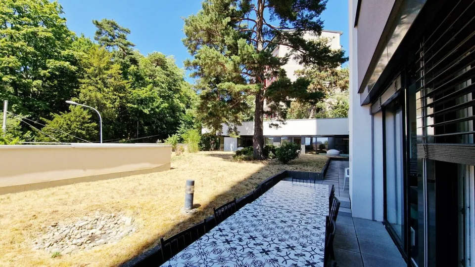 Büros mit privater Terrasse im Zentrum von Lausanne!