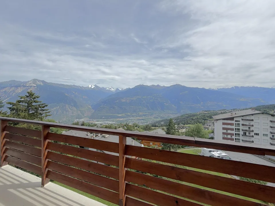 Magnifique attique avec vue panoramique exceptionnelle – Foto 23 von 26