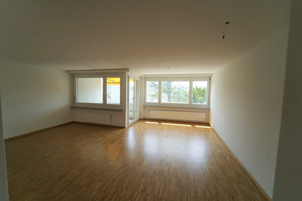 Schöne, helle, zentral liegende Wohnung