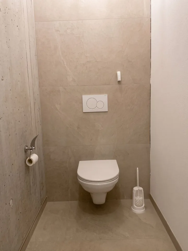In affitto - Capannone artigianale / Laboratorio / Deposito riscaldato di 115 m² con soppalco