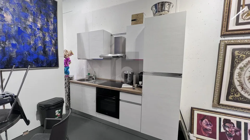 MODERN, GERÄUMIG UND VIELSEITIG