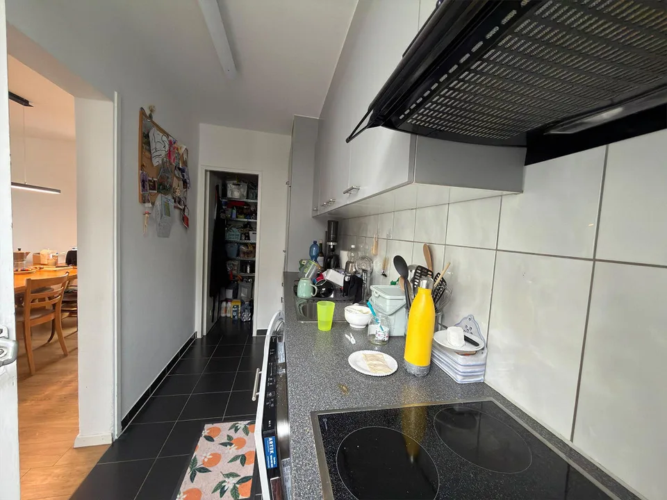 Ampio appartamento attico di 4,5 locali con ampia terrazza panoramica