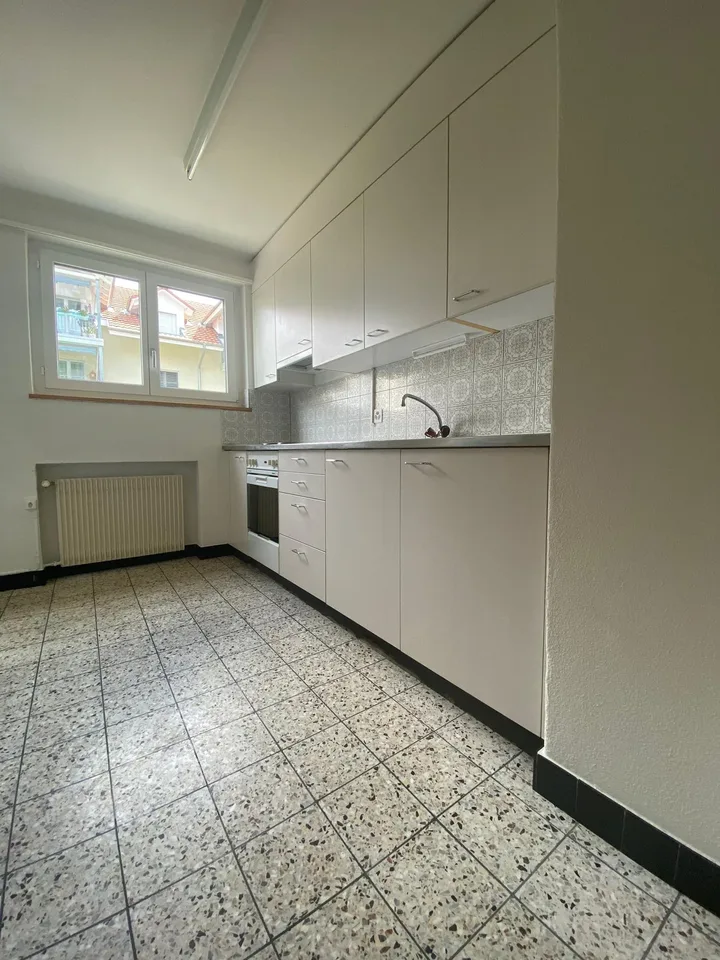 4-room apartment on the raised ground floor