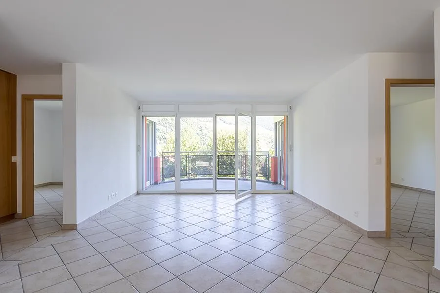 HELL 4.5 ZIMMER IN SIGIRINO