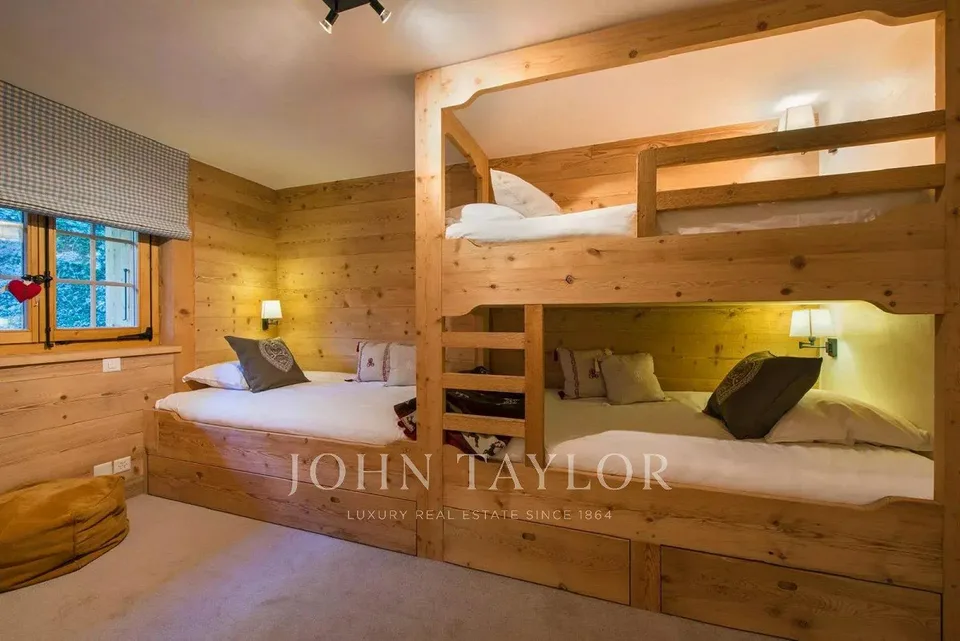 Luxury apartment with garden for rent – Verbier