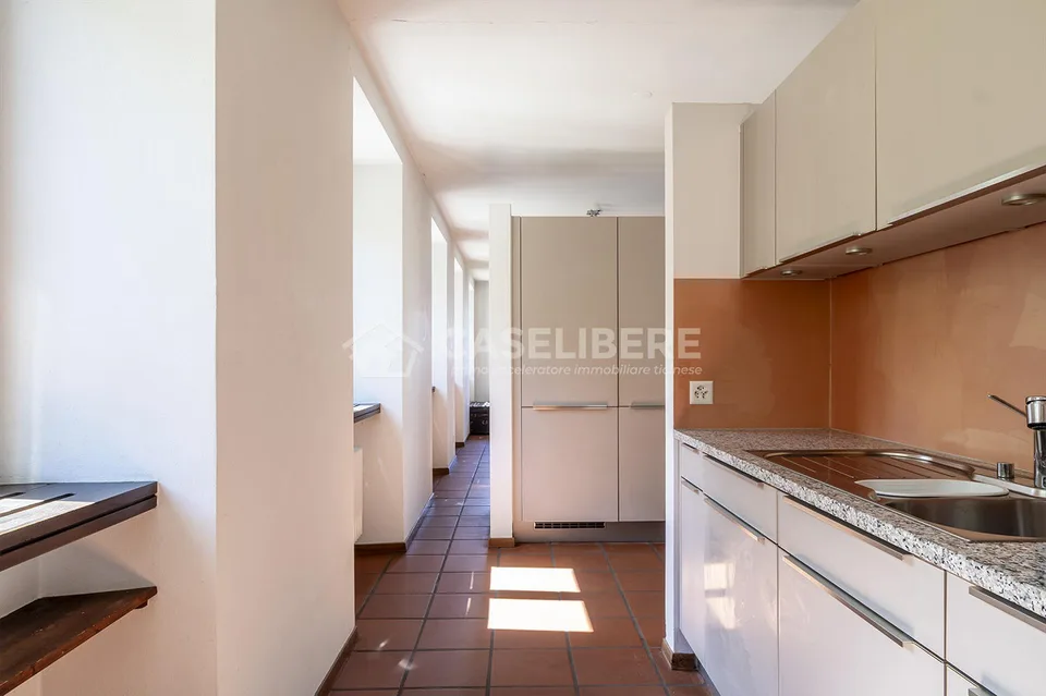 DUPLEX AM SEE MIT 4 ZIMMERN IN MAGADINO – Foto 7 von 23