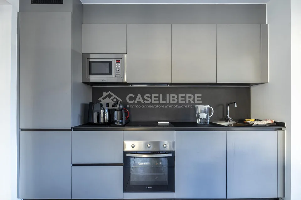 APPARTEMENT ÉLÉGANT 2.5 PIÈCES MEUBLÉ À BREGANZONA