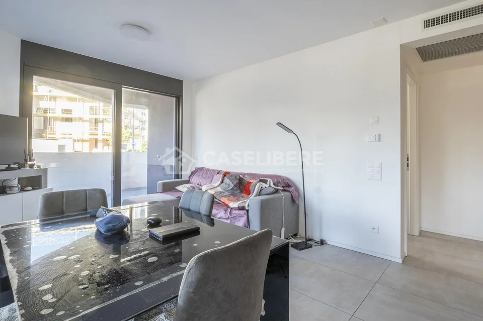 APPARTEMENT ÉLÉGANT 2.5 PIÈCES MEUBLÉ À BREGANZONA