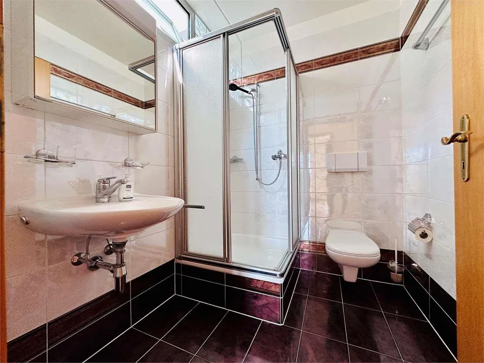 Attico di 3.5 locali di 145 m² con ampie terrazze e vista aperta – foto 10 di 13