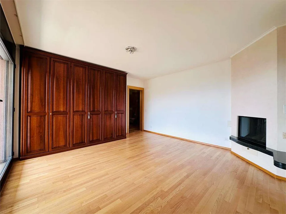 Attico di 3.5 locali di 145 m² con ampie terrazze e vista aperta – foto 7 di 13