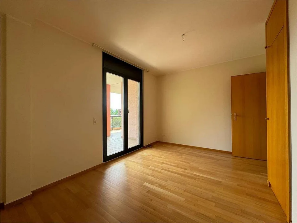 Attico di 3.5 locali di 145 m² con ampie terrazze e vista aperta – foto 9 di 13