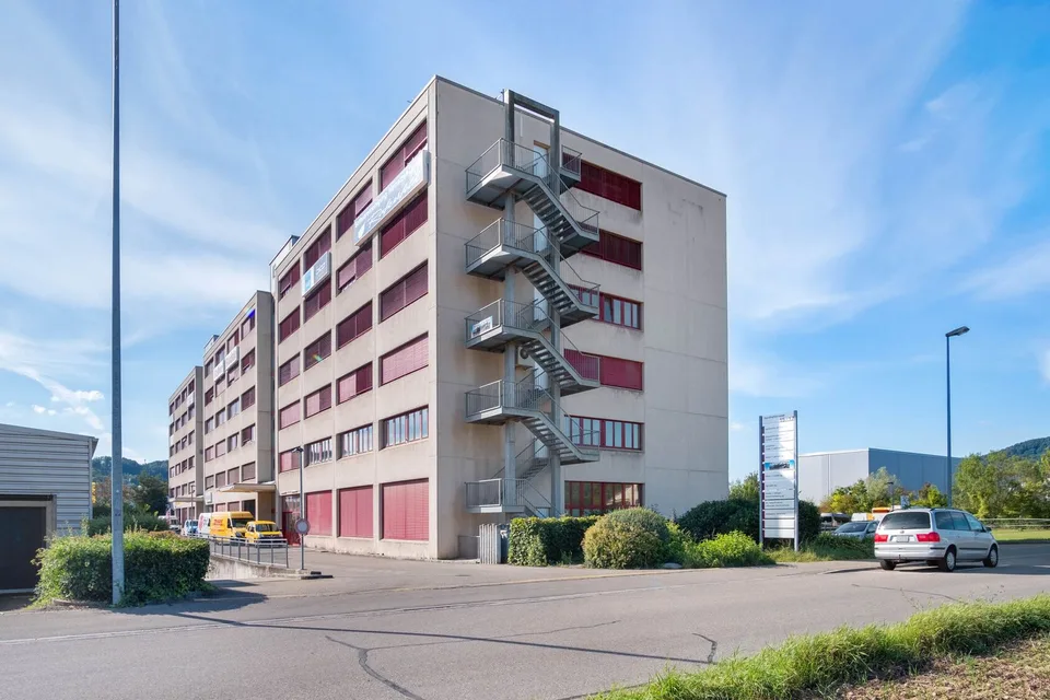 Raum für Ideen – lichtdurchflutete Gewerbefläche
