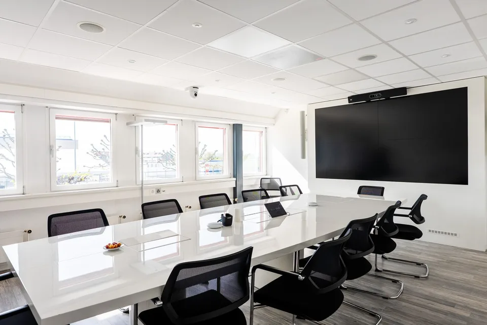 Ufficio di 188m² - Idealmente situato a Gland