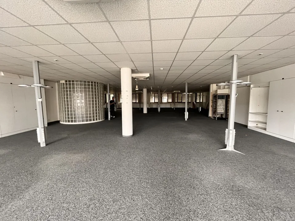 Fläche von 605 m2 -Flexibles Mietverhältnis