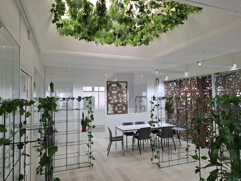 SPACIOUS AND BRIGHT