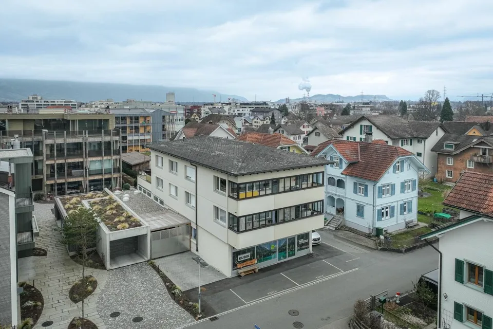 Gewerberäumlichkeiten mit Werkstatt und Büro - Perfekt für Ihr Unternehmen!