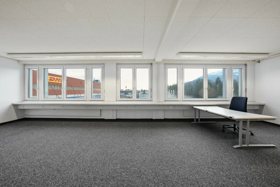 Lichtdurchflutete Büroräume mit Aussicht - Top Lage nahe Bahnhof – Foto 7 von 11