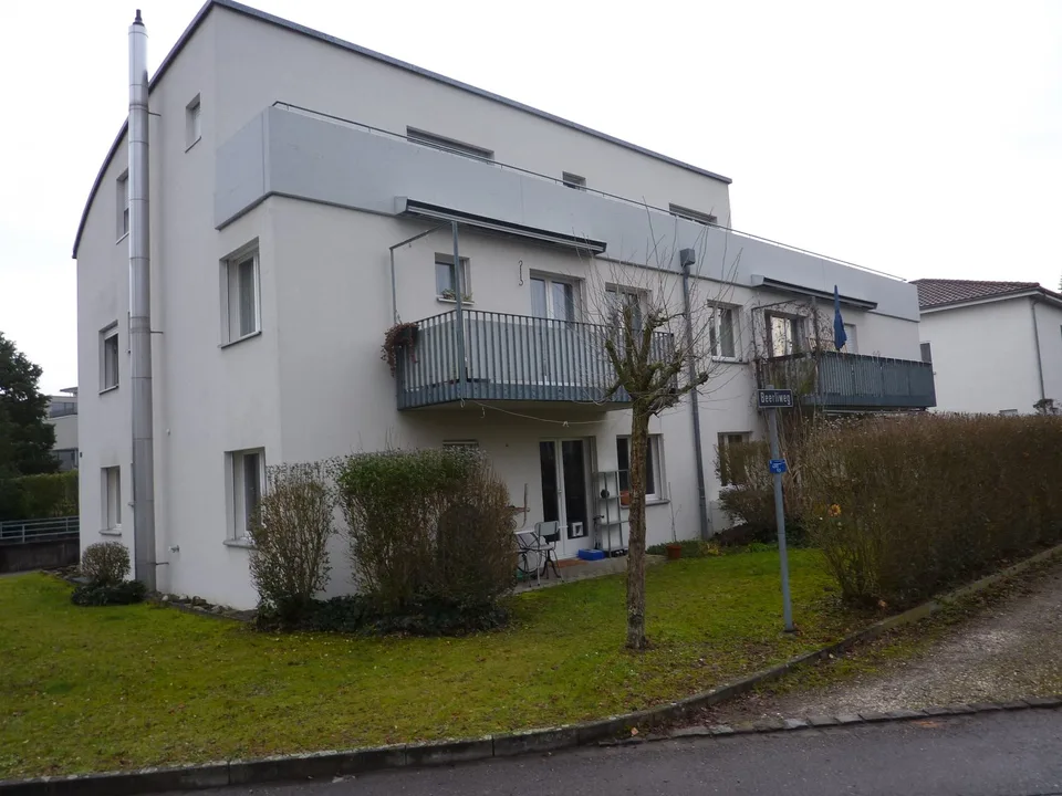Charmante 3.5-Zimmer-Wohnung an schöner Lage in Windisch