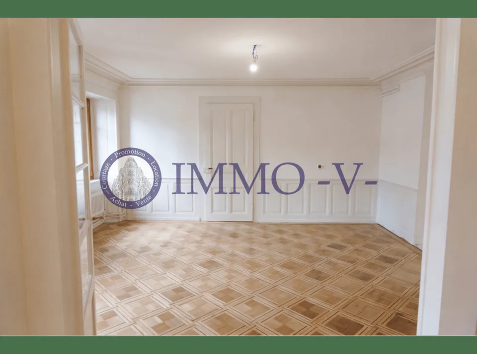 Charme und Eleganz im Stadtzentrum - Charakter renovierte Wohnung