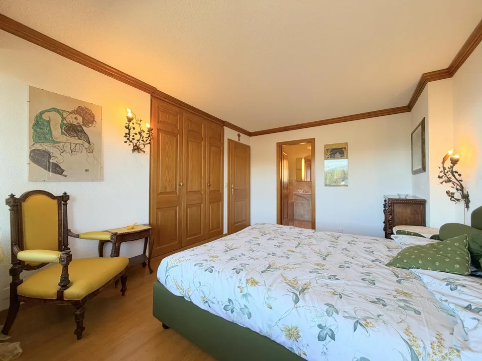 Appartement 4.5 pièces de standing à louer à l’année à Crans-Montana – Vue panoramique exceptionnelle sur les Alpes – Foto 23 von 26