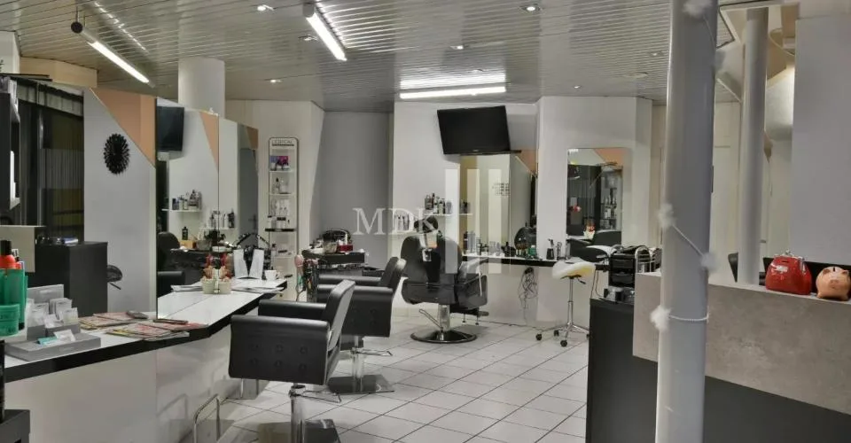 Large commercial space in the city center – photo 7 of 7