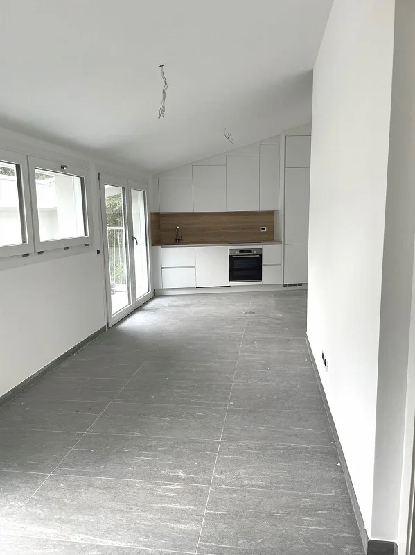 Appartamento all'ultimo piano in una zona molto tranquilla e soleggiata